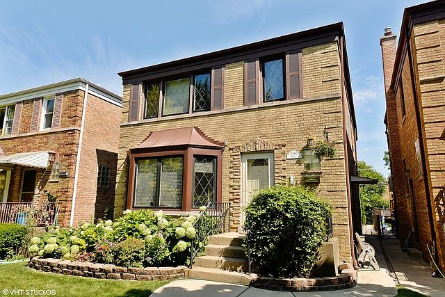 1st image of 2950 W Jarvis Ave