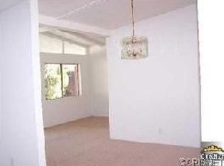 19421 Hemmingway St, Reseda, CA 91335