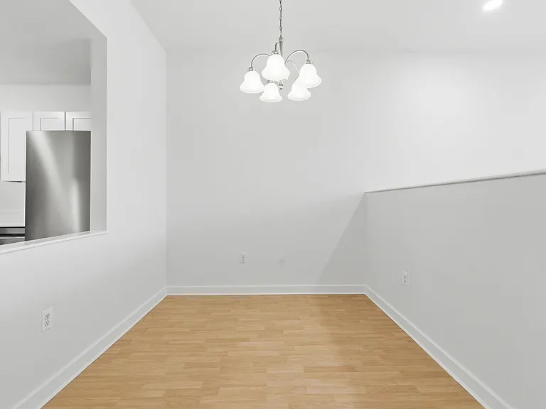 30 Monument Sq #101 — Photo 13