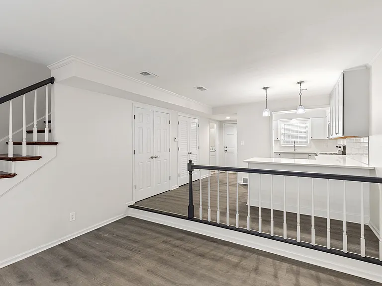 183 S Eagle Creek Dr — Photo 9