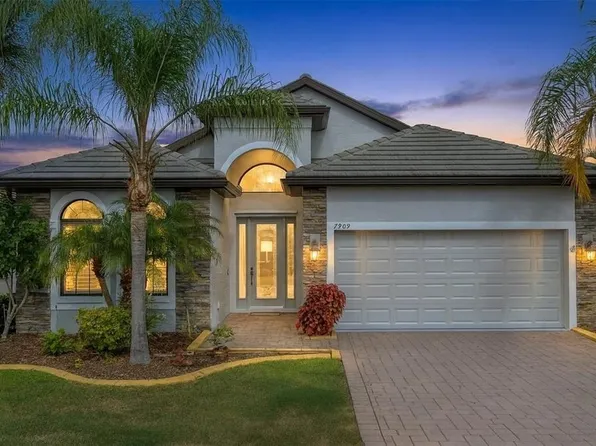 7909 Rio Bella Pl, University Park, FL 34201