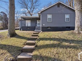 5515 Wilborn Dr, Saint Louis, MO 63136