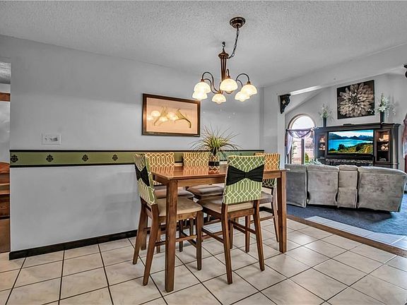 5th image of 1732 Willow Woods