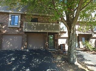 626 Arkwood Dr, Bethel Park, PA 15102