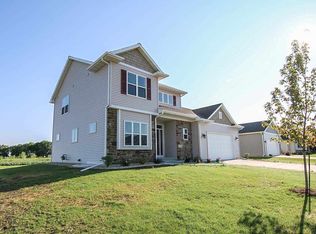 333 Buena Vis, Arlington, WI 53911