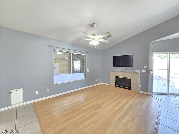 5th image of 8444 Antique Cameo Ave