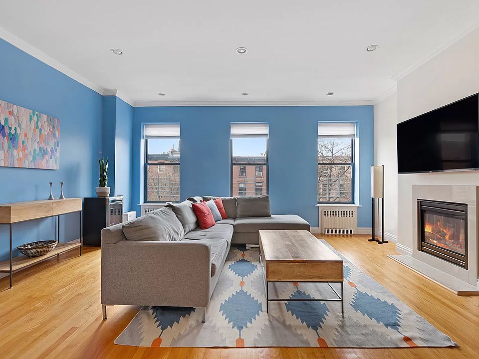 1st image of 645 Warren St #3