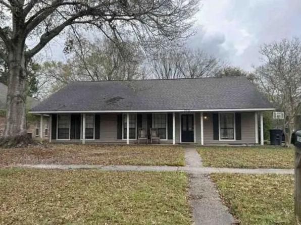 15032 Woodmoss Dr, Baton Rouge, LA 70816