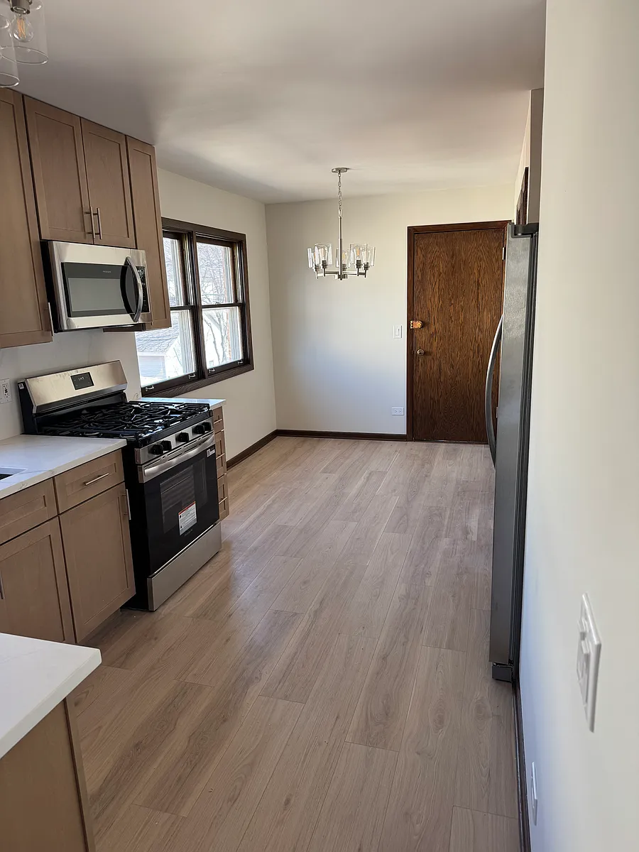 Building Photo - 6849 N Overhill Ave #2