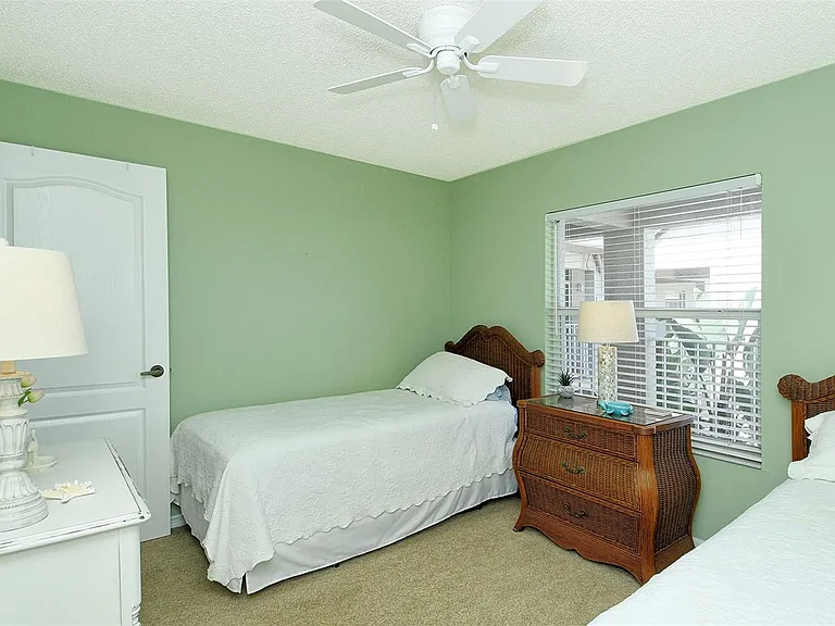 9610 Club South Cir #4302 — Photo 24