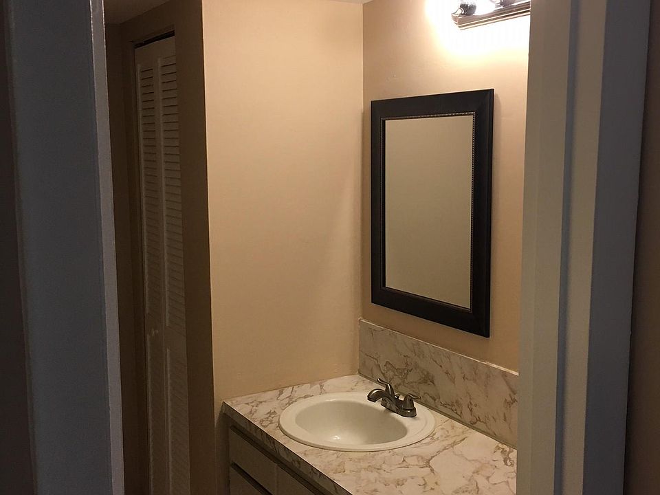 1st image of 10794 N Kendall Dr APT B17