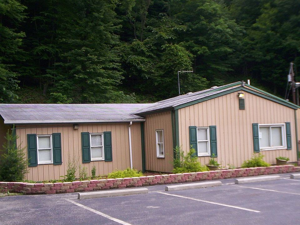 1300 Cove Rd, Weirton, WV 26062 Zillow