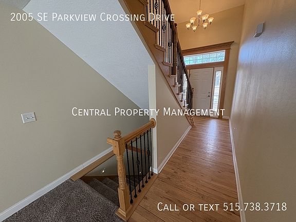 3rd image of 2005 SE Parkview Crossing Dr
