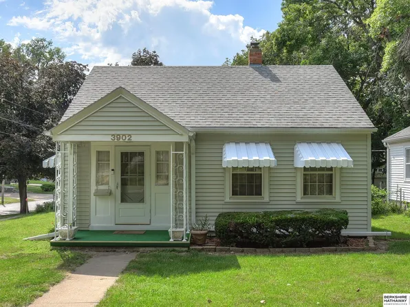 3902 N 67th St, Omaha, NE 68104