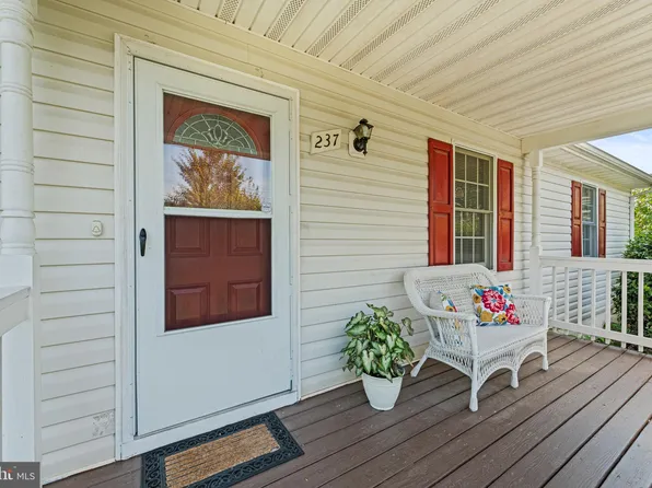 237 Jefferson St, Warrenton, VA 20186
