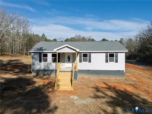 569 Gaulding St, South Hill, VA 23970