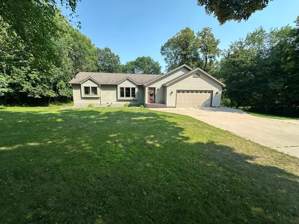 9 Nakota Dr NE, Spicer, MN 56288