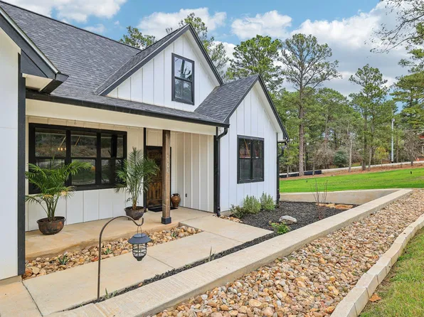 106 Kahuku Ct, Bastrop, TX 78602