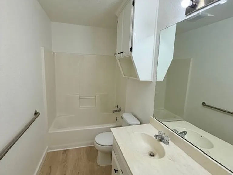 689 Birdie Ln — Photo 16