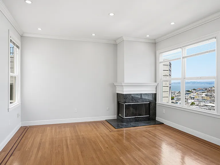 1818 Taylor St — Photo 11