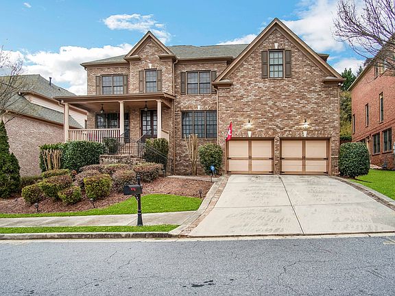 2nd image of 440 Oak Valley Cir SE