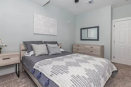 Argo Pointe Apartments — Photo 23