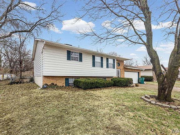 4th image of 2006 Maple Tree Ln