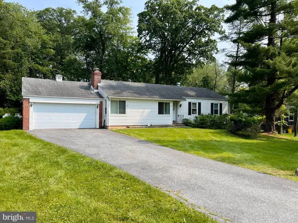 4121 Villa Nova Rd, Baltimore, MD 21207