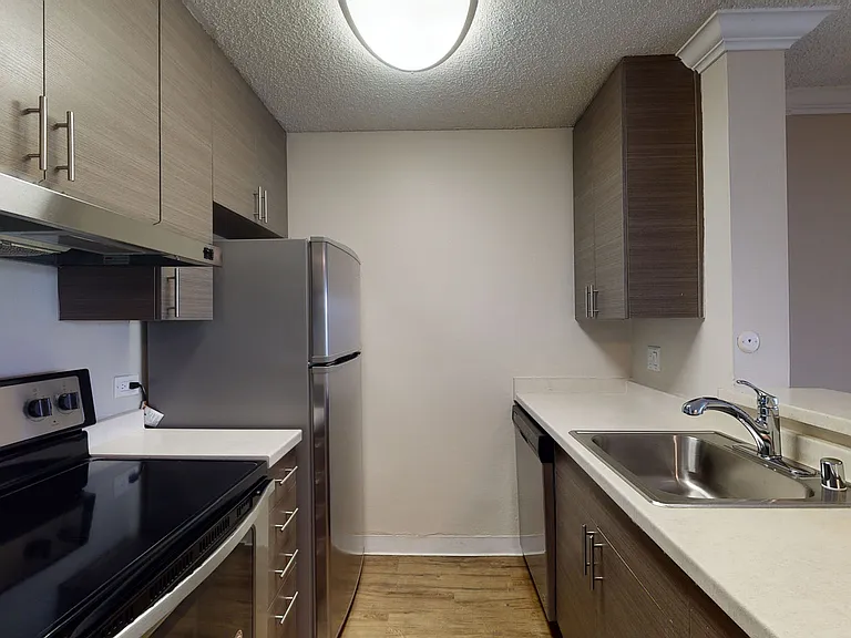 Eight 80 Newport Beach — Photo 129