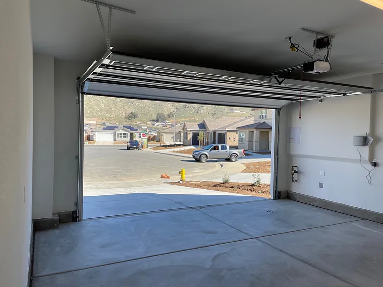20649 Boxcar Ct — Photo 38