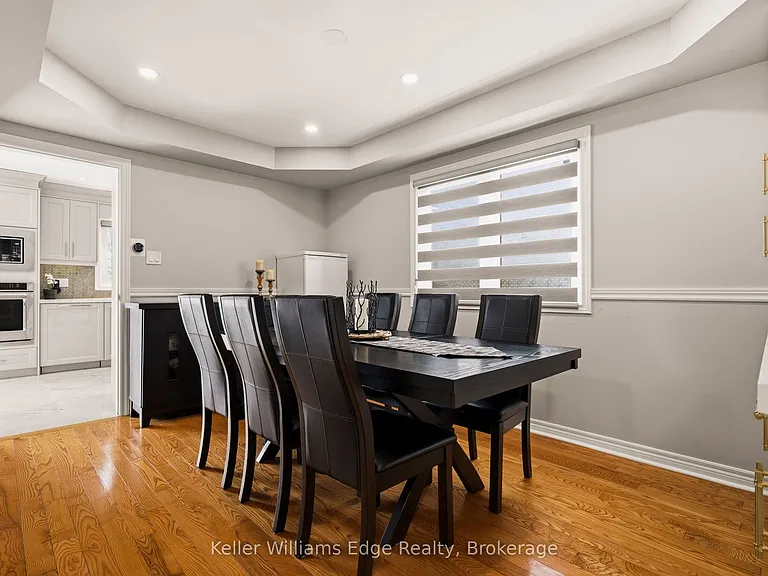 6760 Dillingwood Dr — Photo 5