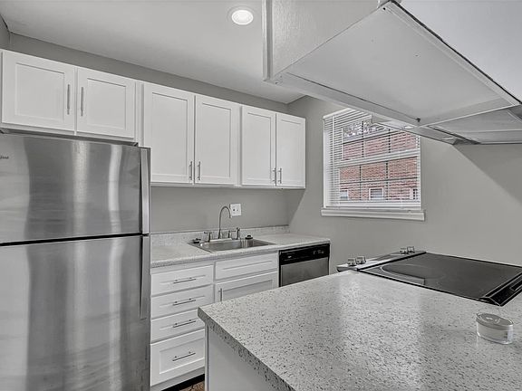3rd image of 1257 Clarkson Ct #1257