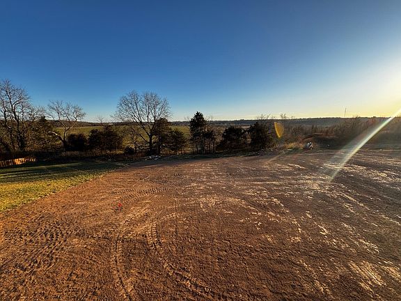 5th image of 1310 W Doubletree Drive