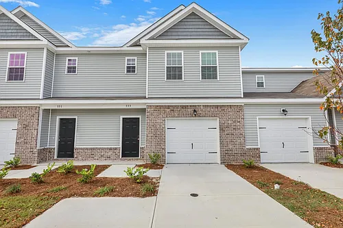 553 Governor Treutlen Cir Photo 1