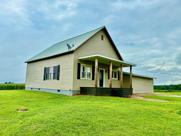 1664 County Road 1725 E, Carmi, IL 62821