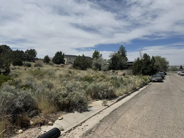 53 N Aime Ave, Cedar City, UT 84720