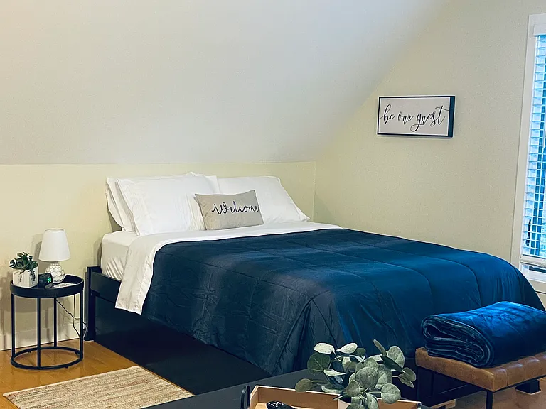 10 Jessica Dr #1 — Photo 3
