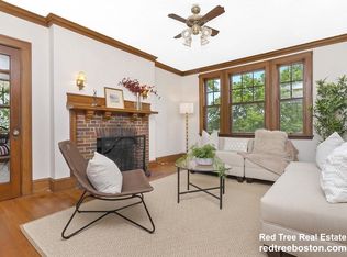 66 Algonquin Rd #1, Chestnut Hill, MA 02467