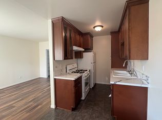 6460 Mammoth Ave APT 210, Van Nuys, CA 91401