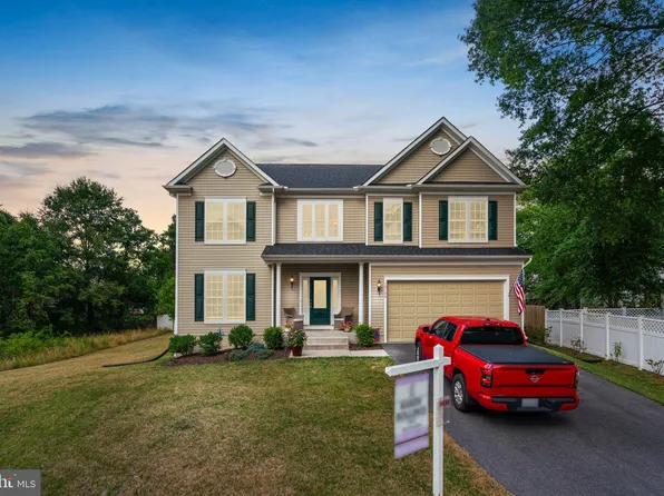 10106 Lily Pond Dr, Laurel, MD 20723