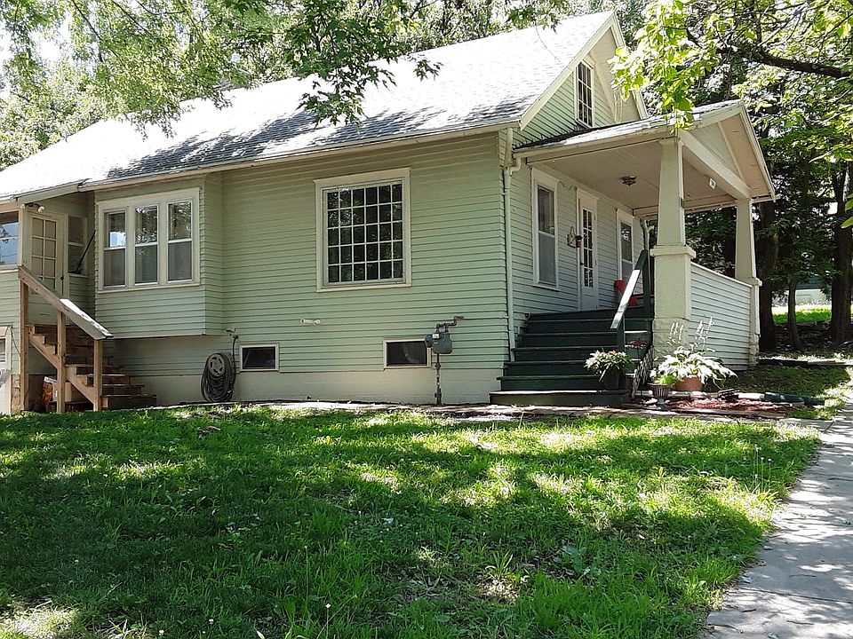 2nd image of 309 W 15th Ave