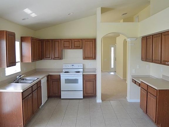 4th image of 7637 Crescent Palm Dr
