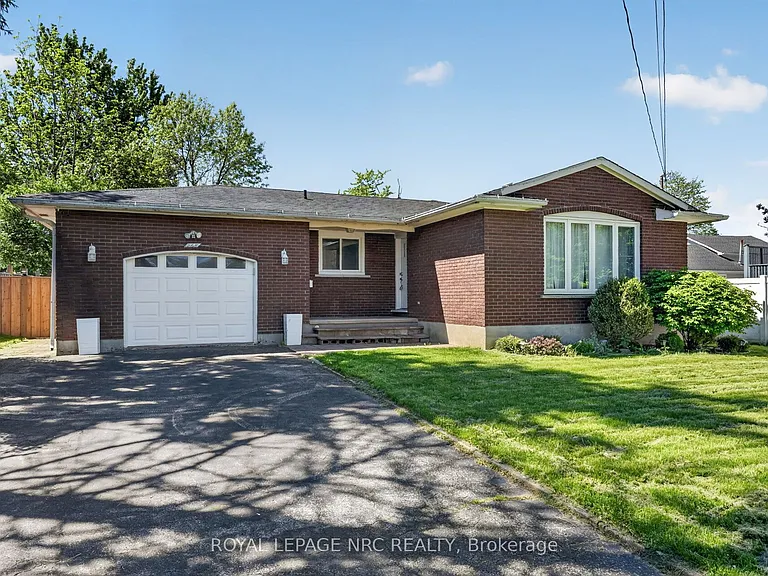 268 Henrietta St — Photo 2