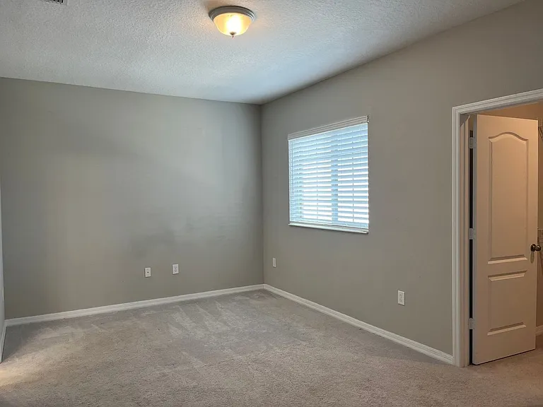 11950 Sands Cv — Photo 18