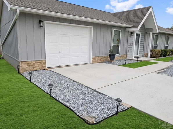 3900 Baywoods Dr, Pensacola, FL 32504