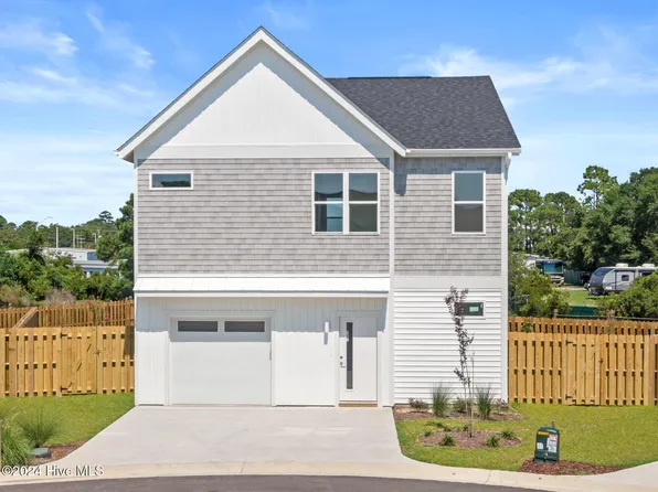 113 Hidden Cove Place, Carolina Beach, NC 28428