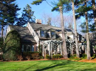 330 Algonquin Rd, Franklin Lakes, NJ 07417