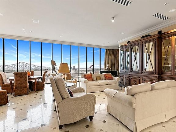 3rd image of 600 Port Of New Orleans Pl APT 14B