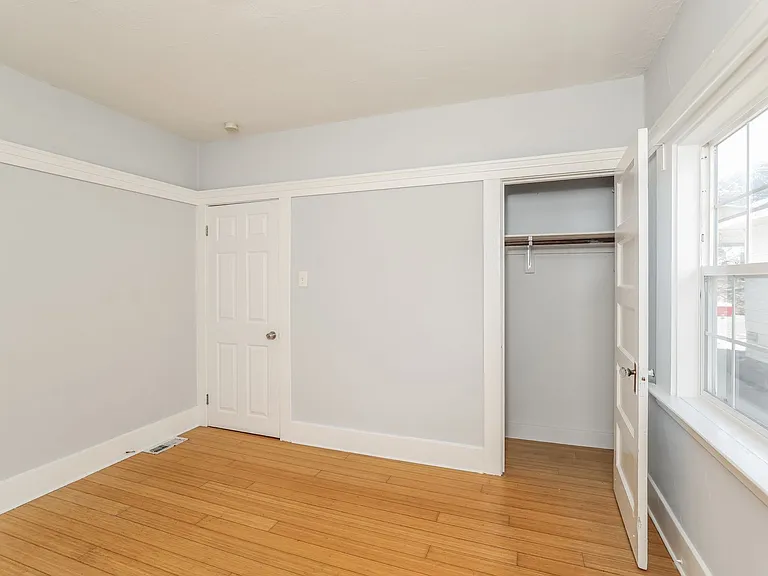 4692 Congress Ave — Photo 21