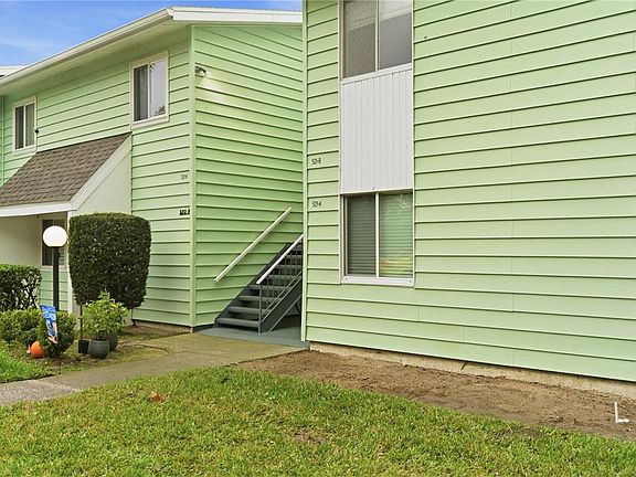 2nd image of 521 Midway Dr #B